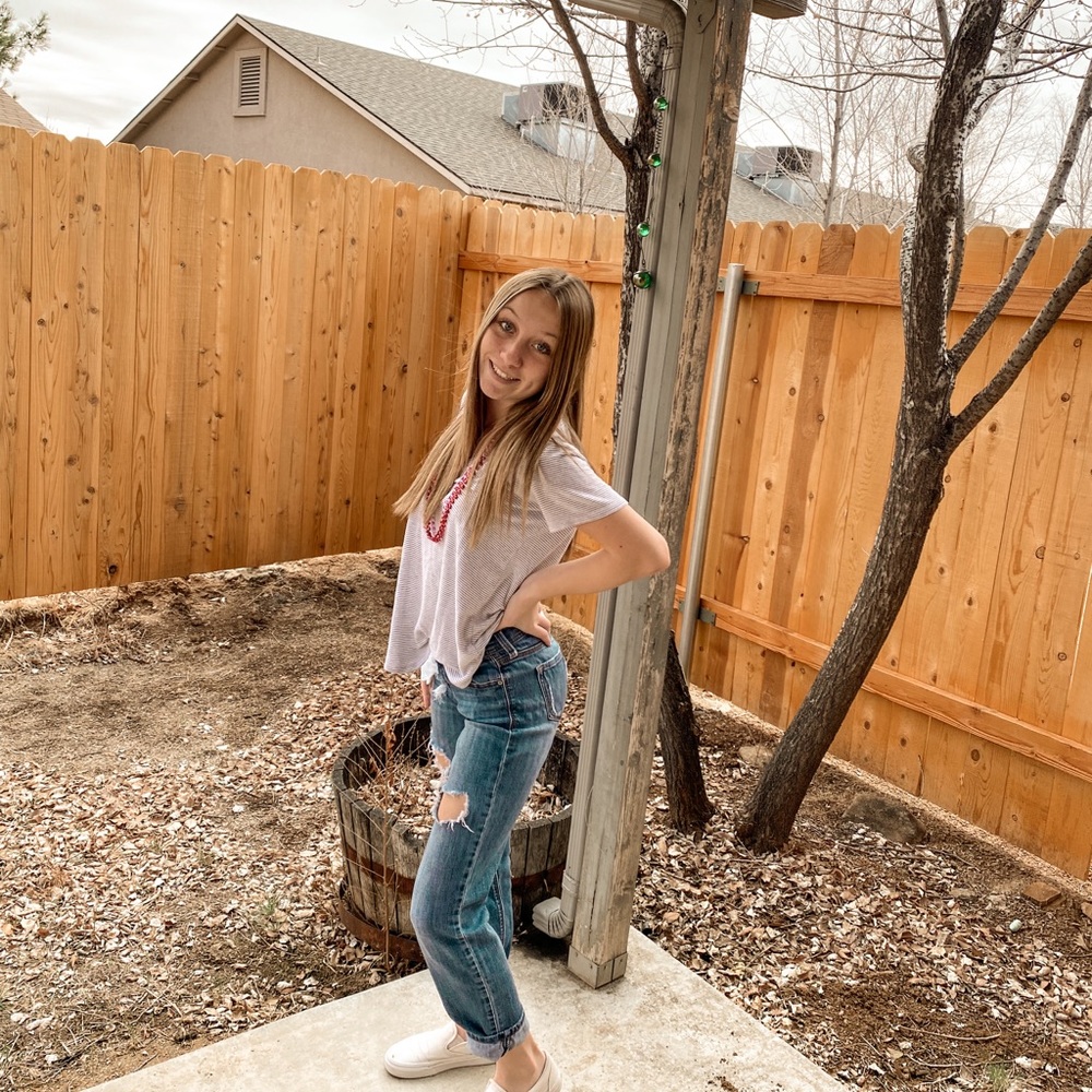 Meet your Posher, Taya